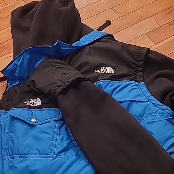 The North Face Lightweight Warm Hooded Winter Jacket Size XL - Picture 6 of 9